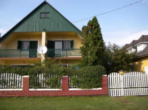 Holiday home in Balatonmariafürdo 33086, Balatonkeresztur